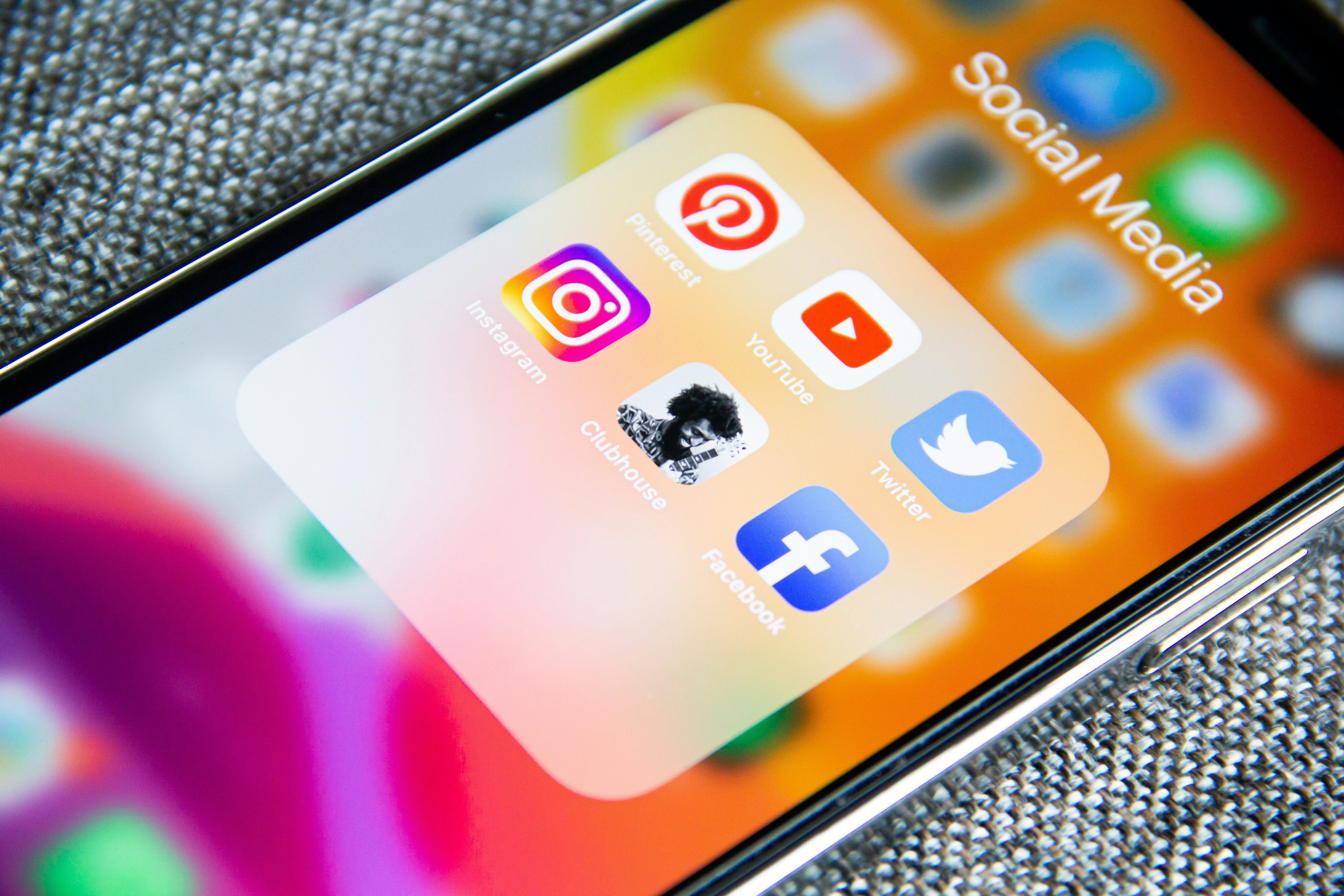 5 Social Media Mistakes Small Businesses Make (And How to Fix Them)